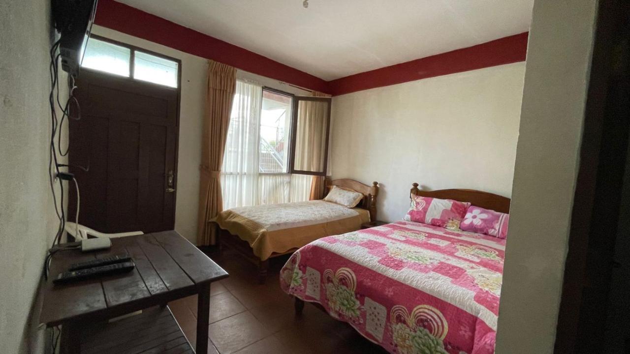 Hotel Puerto Selva Villa Tunari Kültér fotó
