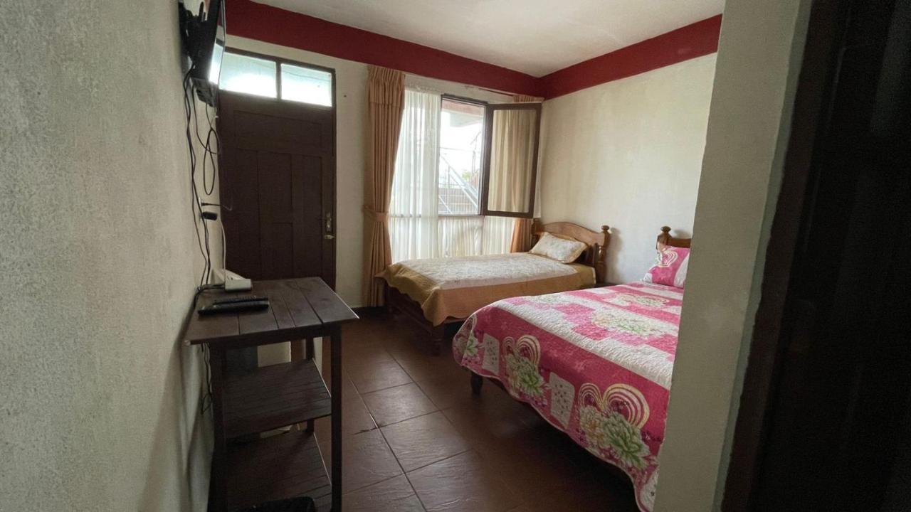 Hotel Puerto Selva Villa Tunari Kültér fotó