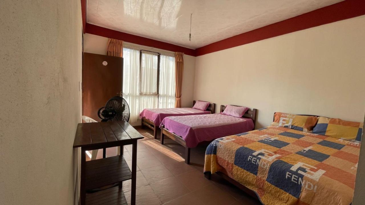 Hotel Puerto Selva Villa Tunari Kültér fotó