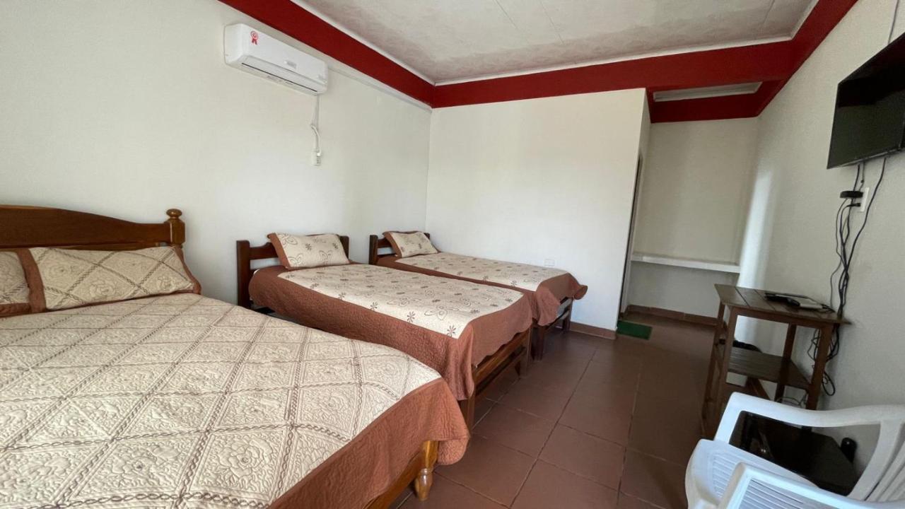 Hotel Puerto Selva Villa Tunari Kültér fotó