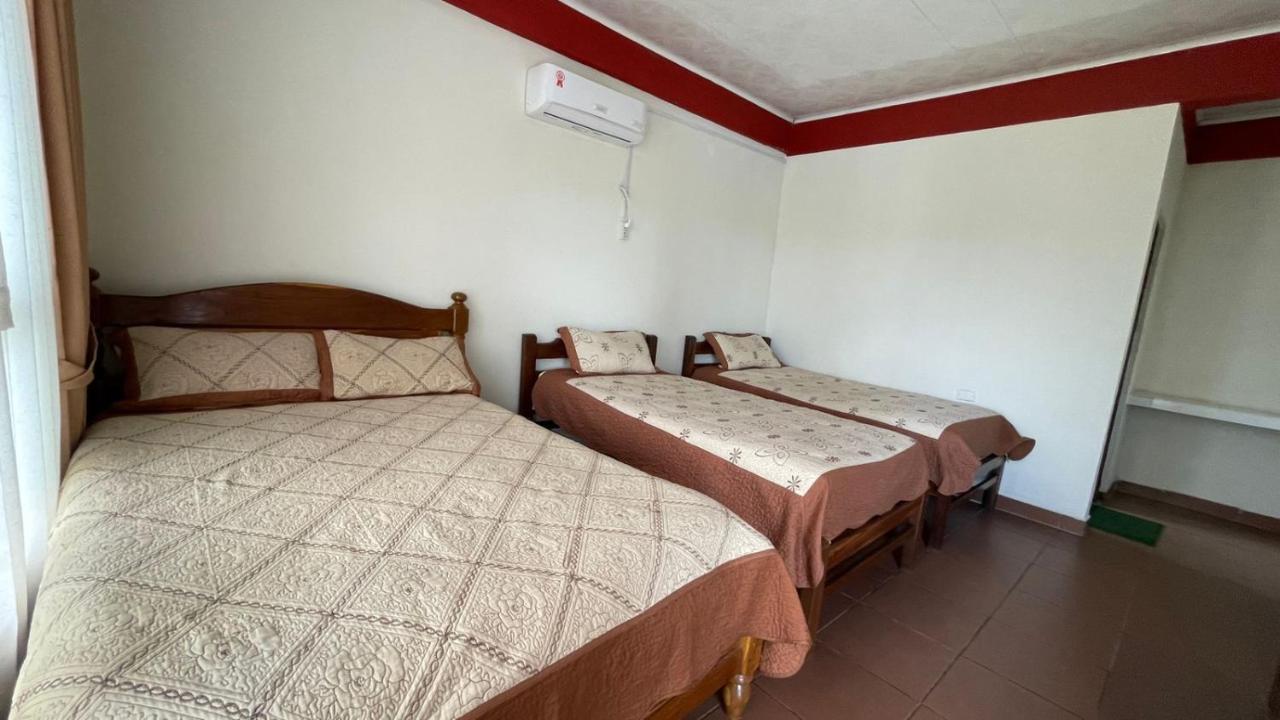 Hotel Puerto Selva Villa Tunari Kültér fotó